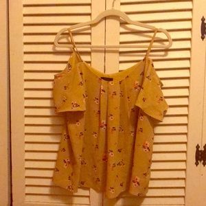 Drop sleeve floral yellow shirt